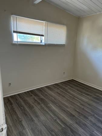 2BR/1BA Apartment on Cypress Ave · Richmond photo 4