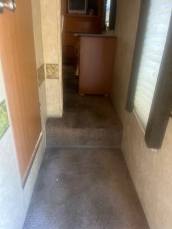 1BR/1BA Other on Dale Avenue · Vineburg photo 4