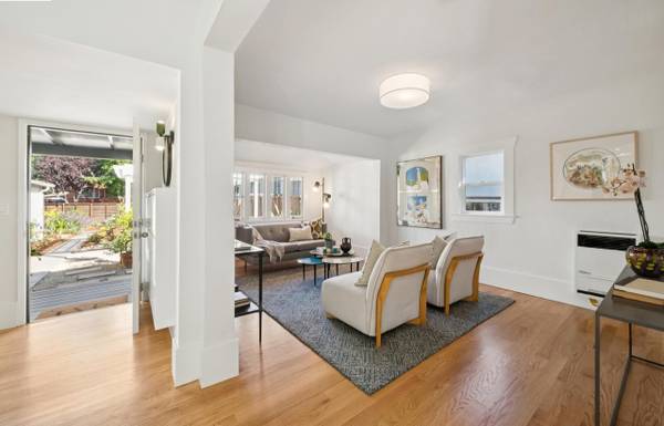 1BR/1BA Single Family House on Cornell Ave · Albany photo 3