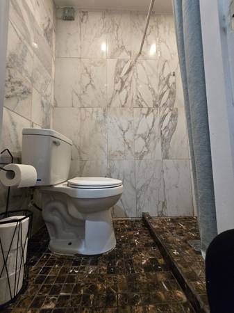 0BR/1BA Apartment · Burlingame photo 5