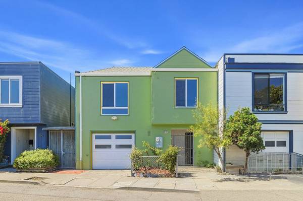 3BR/2BA Single Family House · San Francisco photo 2