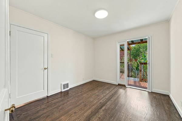3BR/2BA Single Family House · San Francisco photo 5