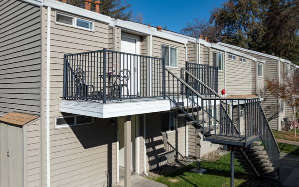 1BR/1BA Apartment · Santa Rosa photo 3