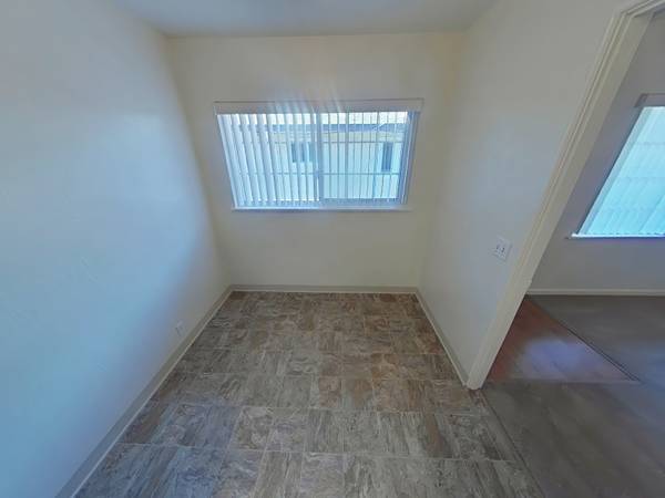 1BR/1BA Apartment on Mill St · Menlo Park photo 4