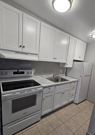 1BR/1BA Apartment on Canal Street · San Rafael
