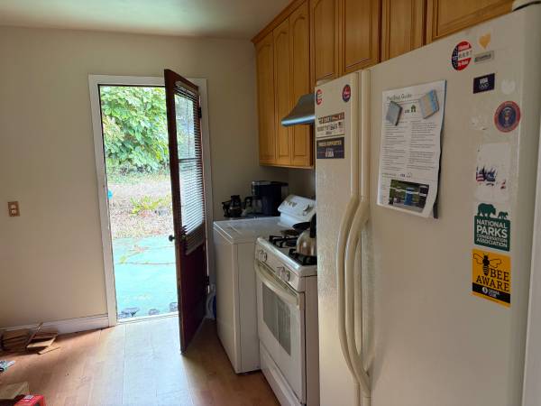 3BR/1BA Single Family House · Daly City photo 5