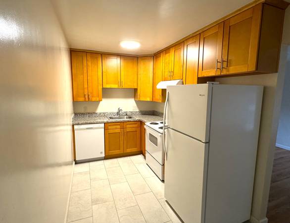 1BR/1BA Apartment on Newhall Street · Santa Clara photo 4