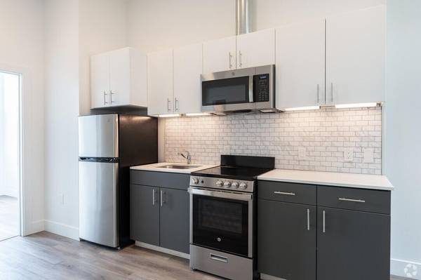 Apartments on Market Street · Oakland