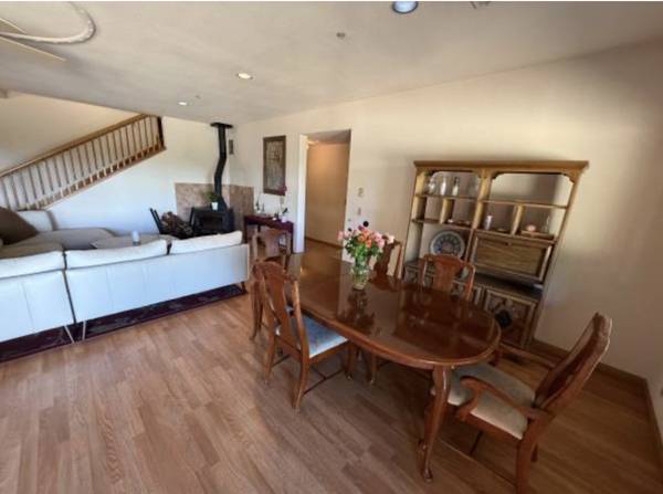 3BR/1BA Apartment on Sunlit Ln. · Santa Cruz photo 3