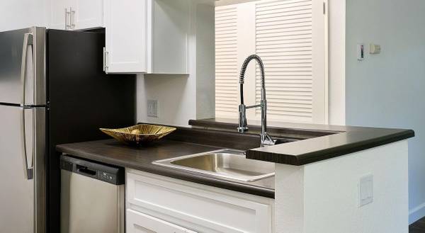 Apartments on Del Monte Avenue · Morgan Hill photo 2