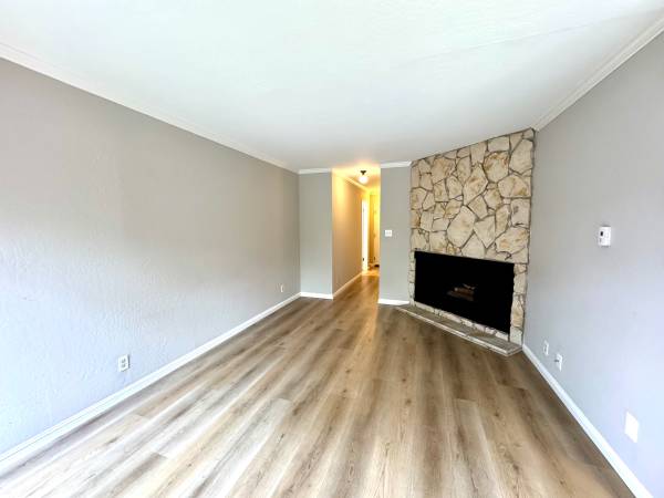 1BR/1BA Apartment on Lincoln Way · San Francisco photo 5