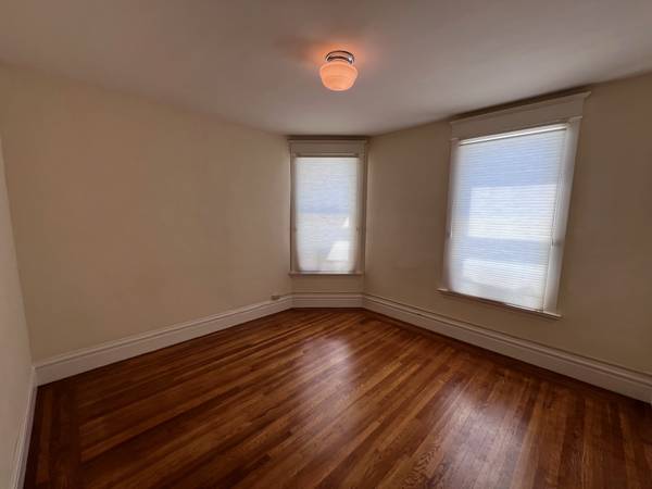 1BR/1BA Apartment · Berkeley photo 5