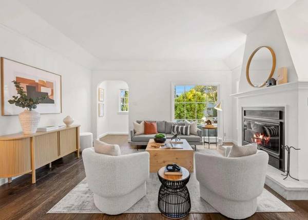 2BR/2BA Single Family House on 26th Ave · San Mateo photo 5