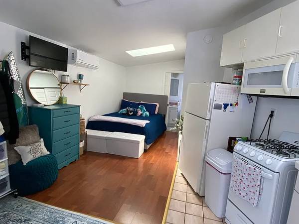 2BR/1BA Apartment · San Francisco photo 4