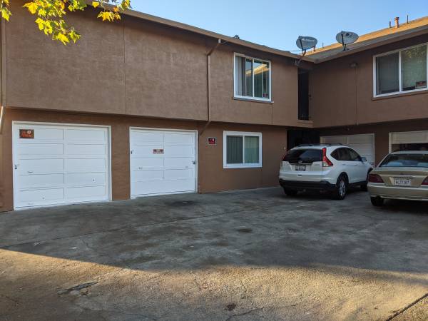 2BR/1BA Apartment · Richmond photo 3