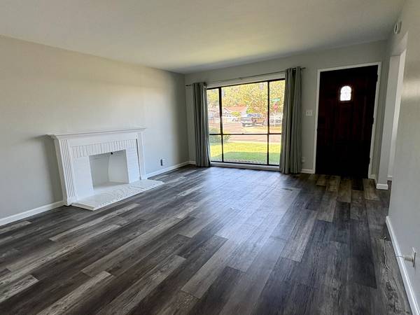 3BR/2BA Single Family House on La Salle Dr · Pinole photo 3