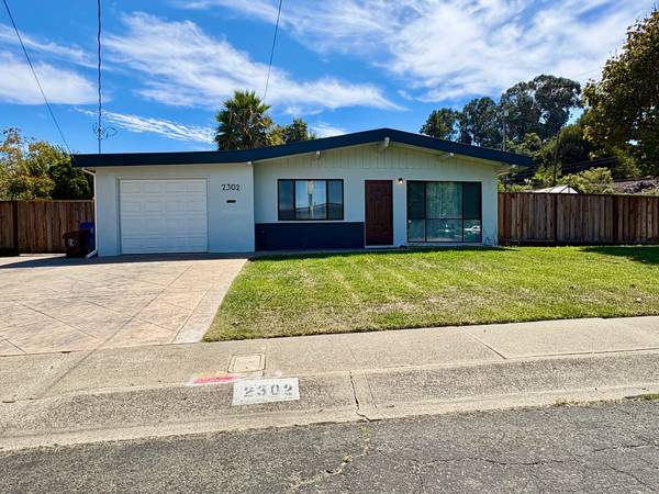 3BR/2BA Single Family House on La Salle Dr · Pinole