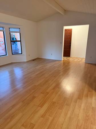 3BR/2BA Single Family House on Rivera Drive · Santa Rosa photo 3