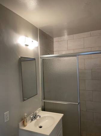 0BR/1BA Apartment · Berkeley photo 3