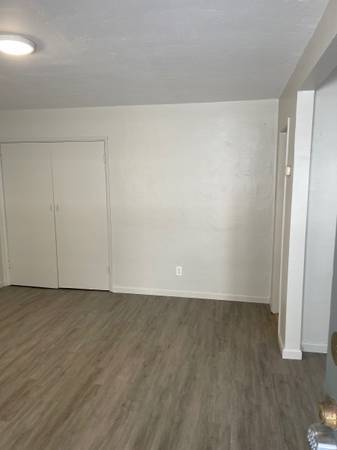 0BR/1BA Apartment · Berkeley photo 2
