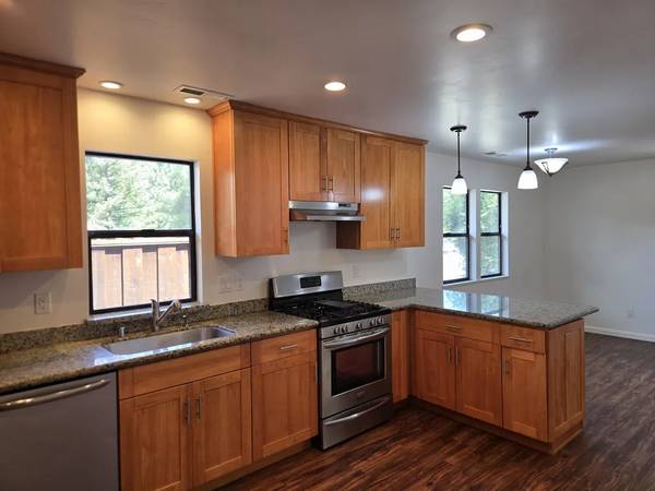 2BR/1BA Single Family House · Mount Hermon