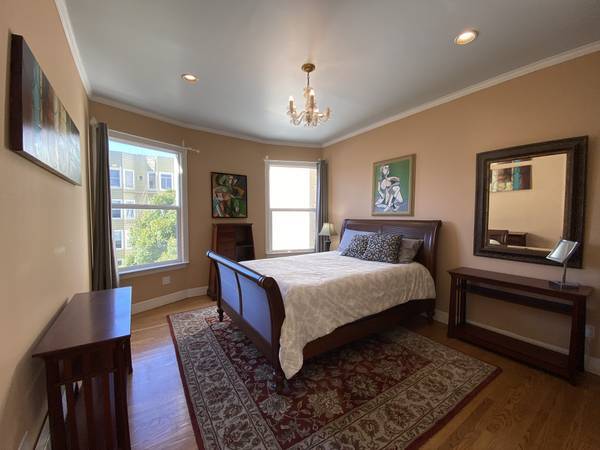 4BR/4BA Flat · San Francisco photo 5