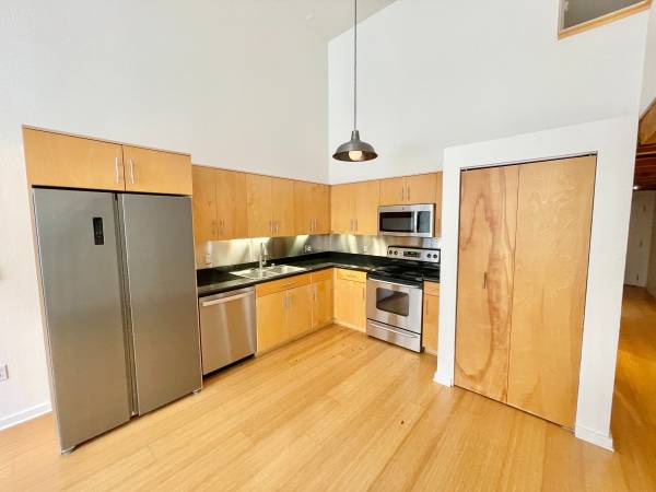 Lofts on Bluxome St · San Francisco photo 5