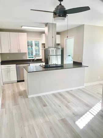 Apartments on Mowry Avenue · Fremont photo 2