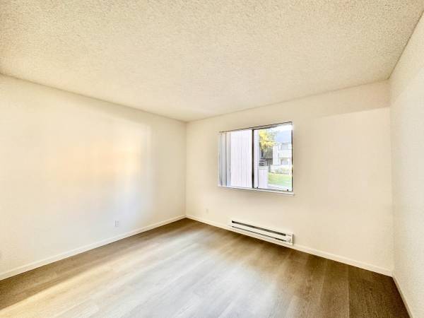 Apartments on Stratton Common · Fremont photo 4