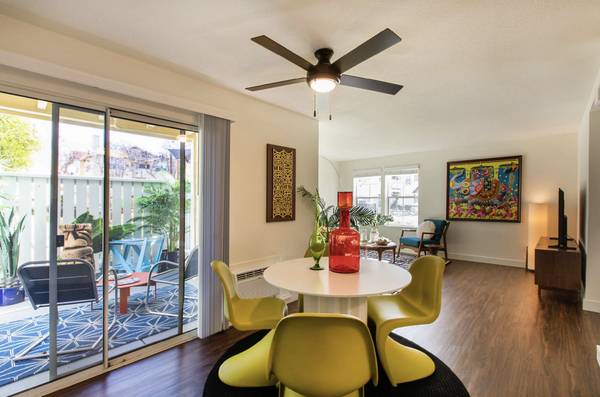 Apartments on Walnut Avenue · Fremont photo 3