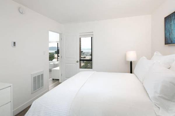 Apartments on Bay Street · San Francisco photo 2