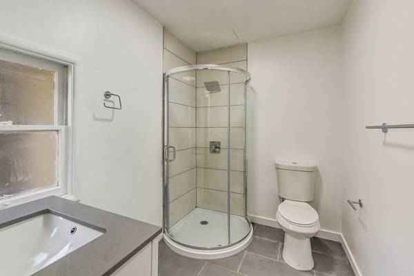 1BR/1BA Apartment · Berkeley photo 2