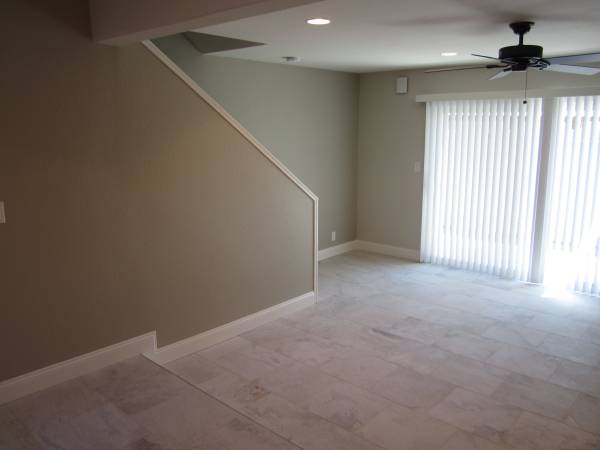 2BR/2BA Townhouse · Vallejo photo 3