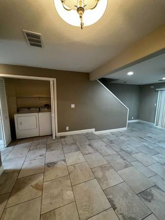 2BR/2BA Townhouse · Vallejo photo 4