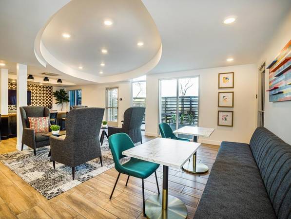 Apartments on Balbach Street · San Jose photo 3