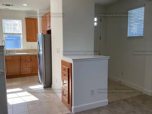 3BR/3BA Single Family House · Napa photo 5