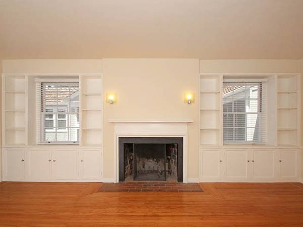 2BR/1BA Single Family House on Emerson Street · Palo Alto