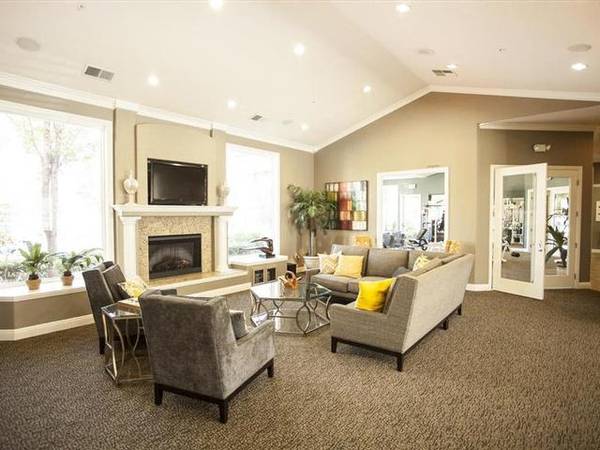 Apartments on West Texas St · Fairfield