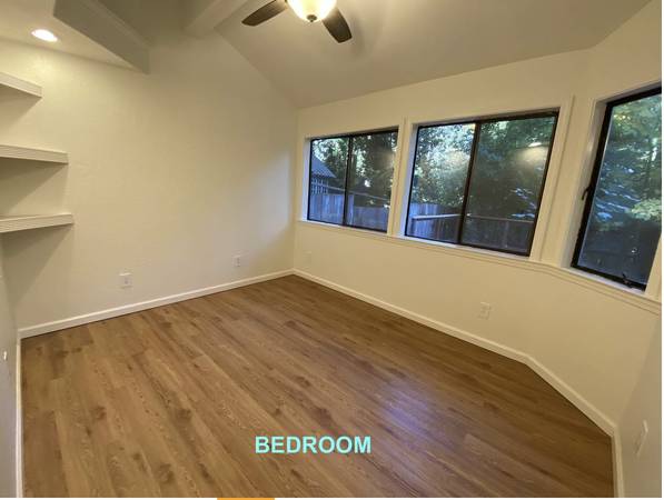 1BR/1BA Single Family House · Brookdale photo 5
