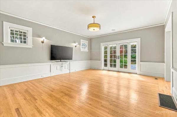 4BR/3BA Single Family House · San Francisco photo 5