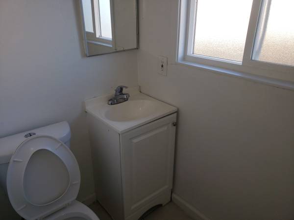 1BR/1BA Apartment · Concord photo 3
