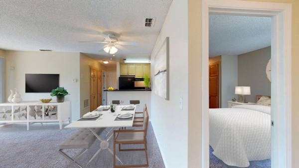 Apartments on Clayton Road · Concord photo 5