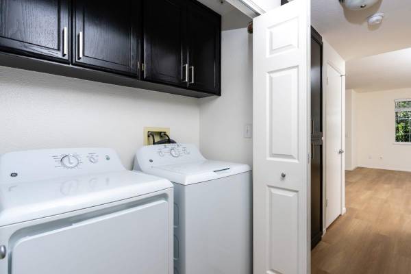 Apartments on Via Paviso · Cupertino photo 3
