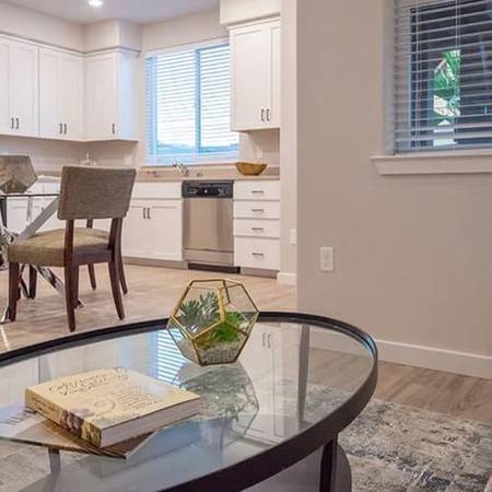 Townhouses on Toscana Drive · Vallejo photo 3
