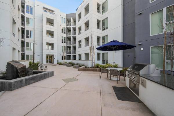 Apartments on Beacon Ave · Fremont photo 5