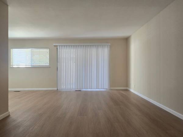 2BR/2BA Apartment on Marshall Ln · San Jose photo 5