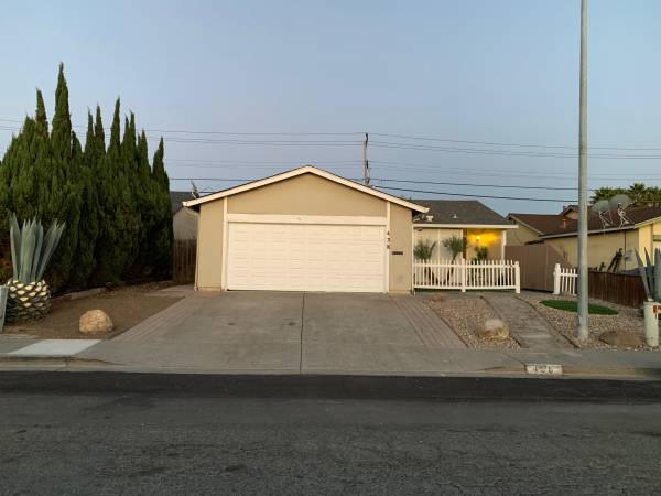 3BR/2BA Single Family House · Vallejo photo 2