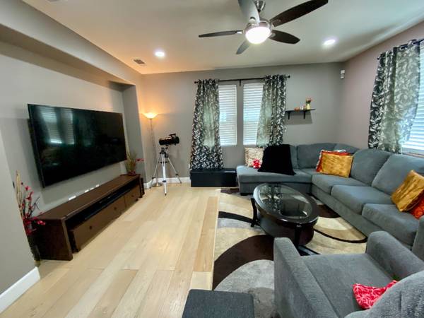 3BR/3BA Single Family House on Pescadero Ter · Fremont photo 2