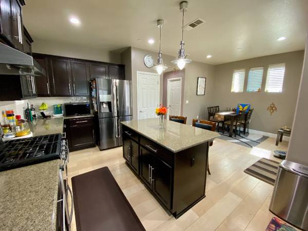 3BR/3BA Single Family House on Pescadero Ter · Fremont photo 5