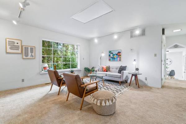 1BR/1BA Single Family House on Aurora Rd · Soquel photo 3